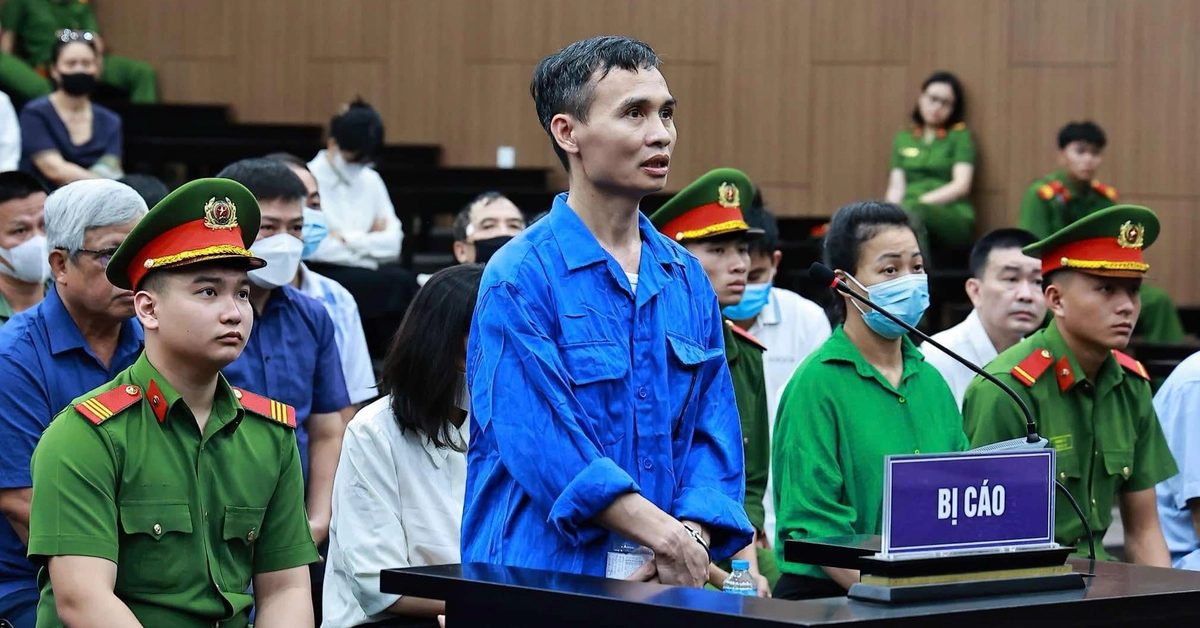 Buôn lậu 473 tấn oxit đất hiếm, chủ tịch Công ty Đất hiếm Việt Nam đổ lỗi 'do quy định mập mờ'